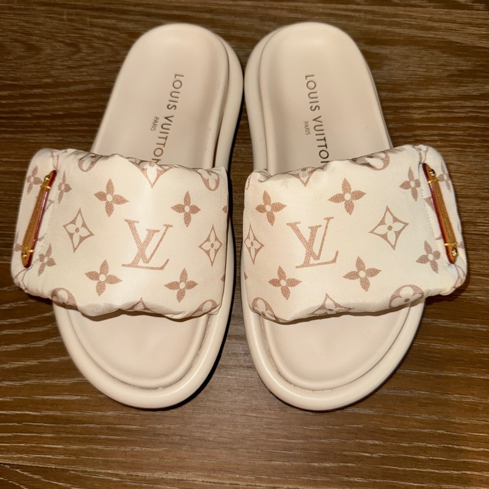 Louis Vuitton Cream and Brown Sandals